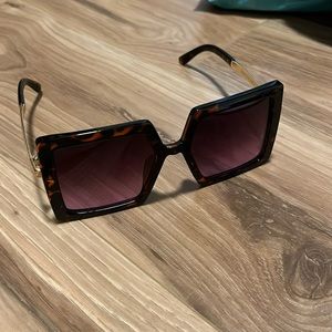 Martha Stewart square sunglasses, brown leopard style print